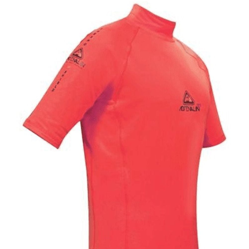 Adrenalin 2P Thermal Short Sleeve Rashtop (Red) - Small by Adrenalin - ISBN: 9325132049446
