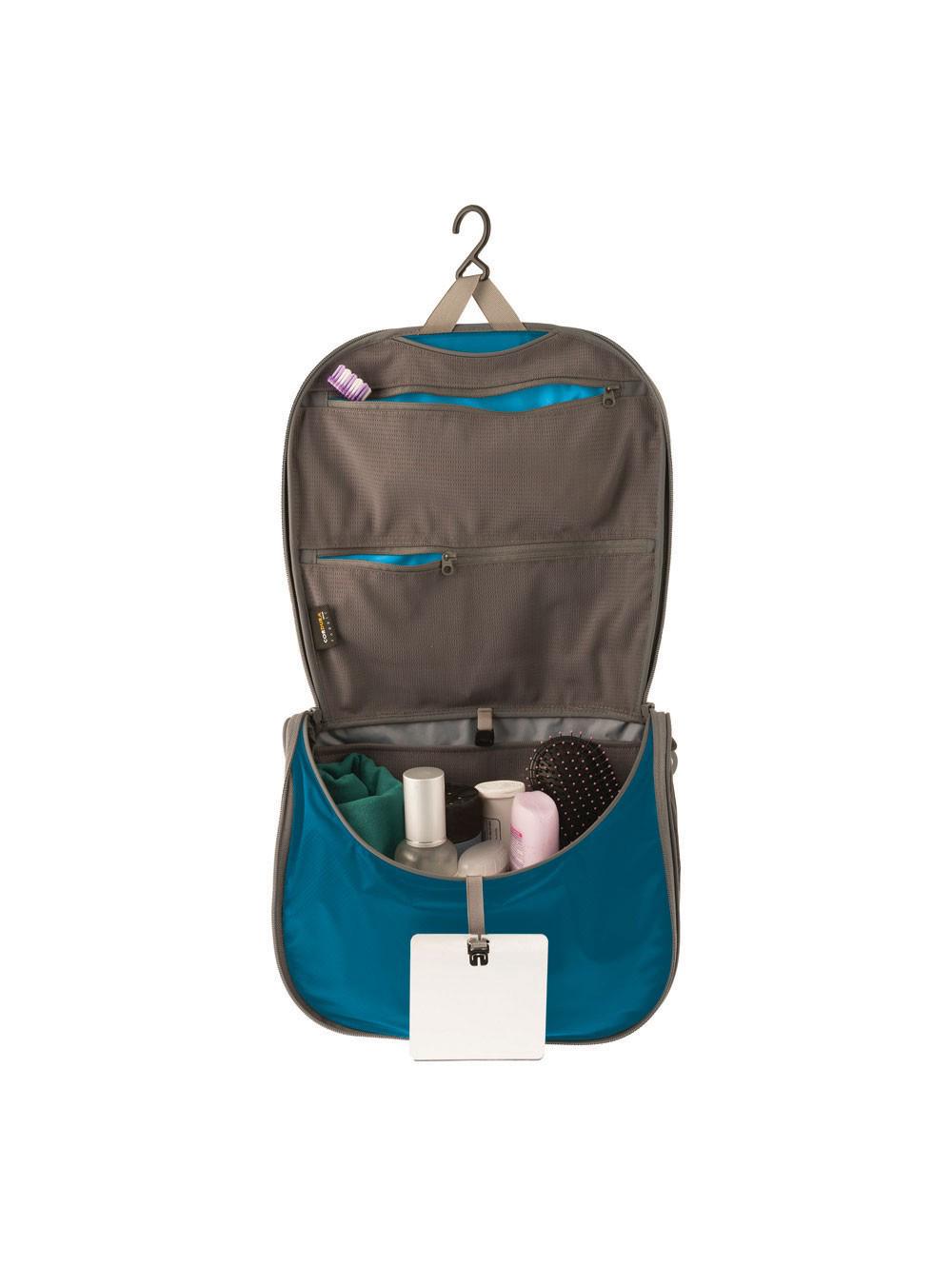 rei sea to summit toiletry bag