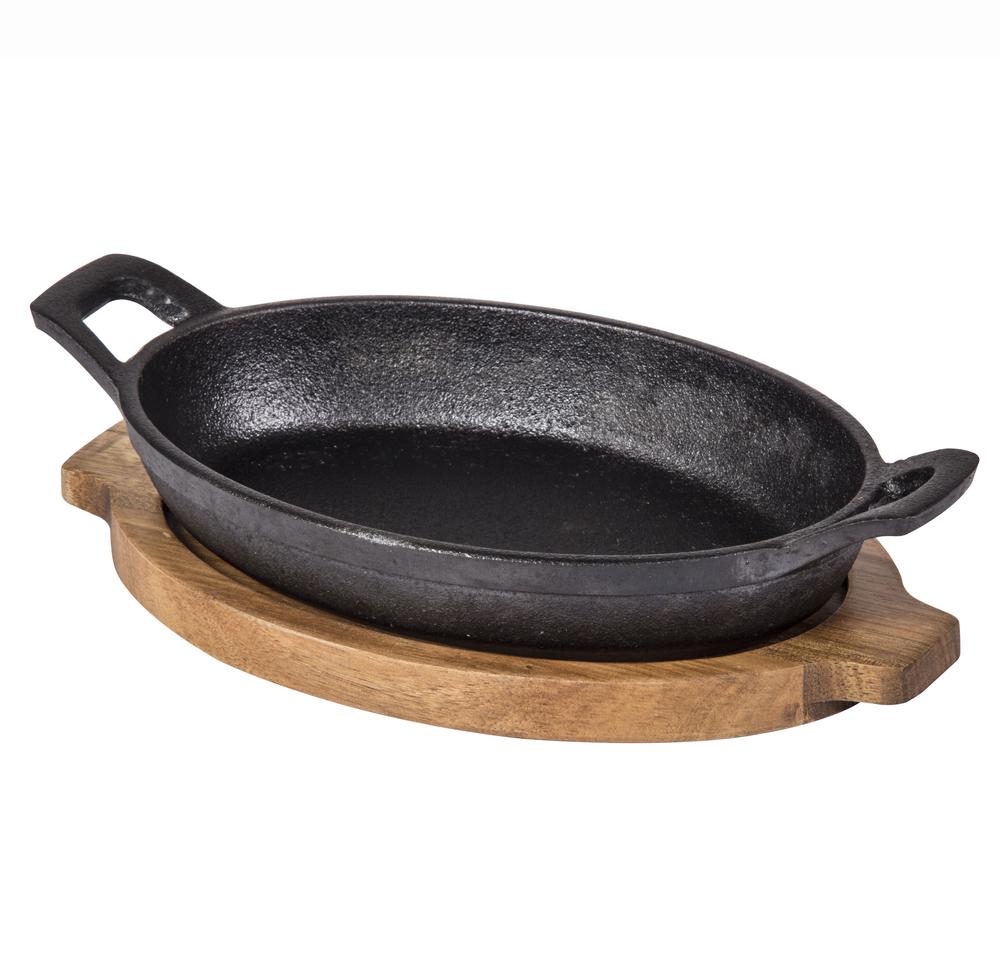 Davis & Waddell Fine Foods Oval Cast Iron Skillet with Acacia Trivet
