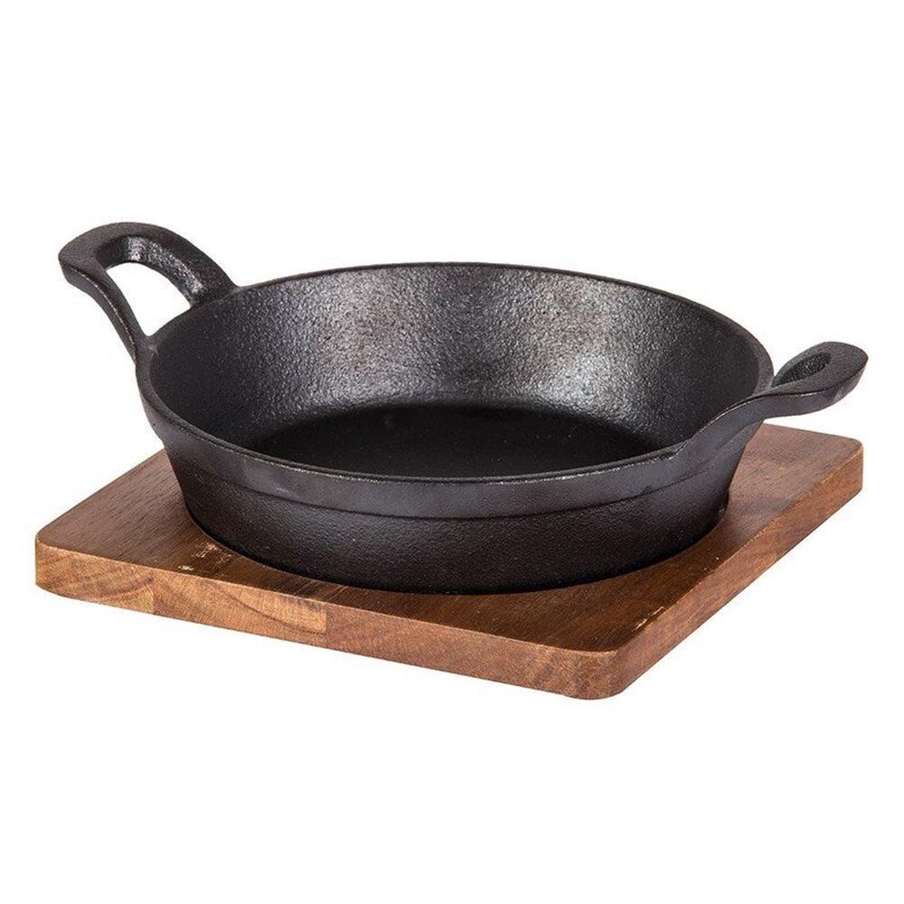 Davis & Waddell Fine Foods Round Cast Iron Skillet with Acacia Trivet
