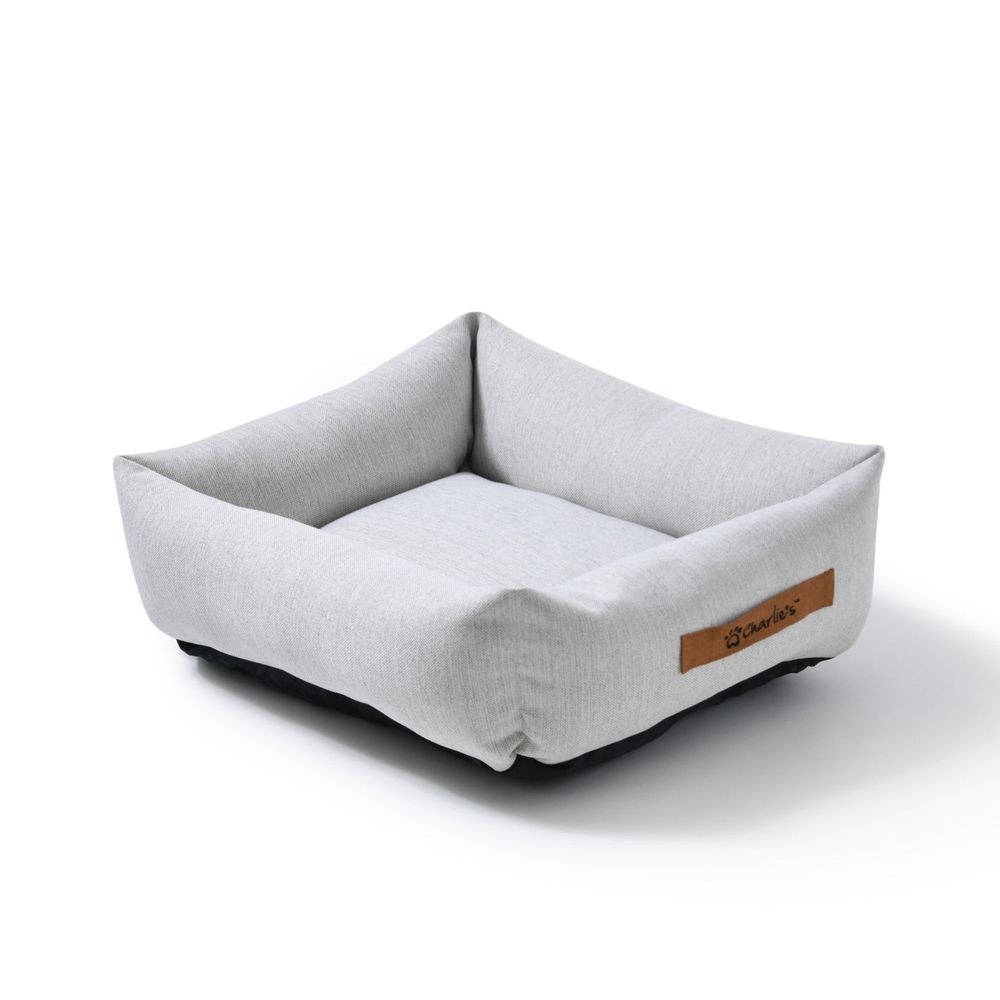 Charlie's Pet Brooksy Woven Dog Bed (Natural) - Small/65x55x20cm by Charlie's Pet - ISBN: 9347563027039