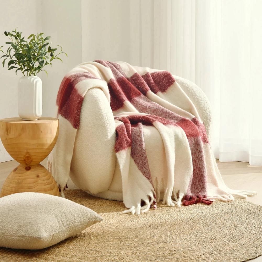 Cadence Sinclair Faux Mohair Check Throw (Brick/Blossom) - 130x170cm by Cadence - ISBN: 9347563056183