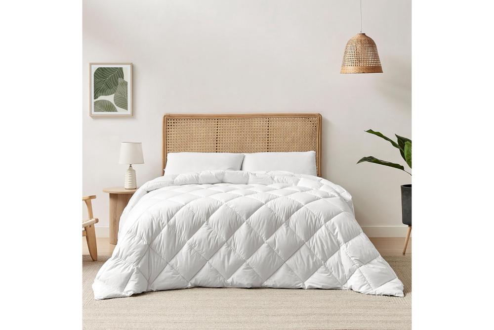 ESSN Healthguard Allergy Sensitive Cotton Cover Winter Down Alternative Quilt - King, 9347563095823