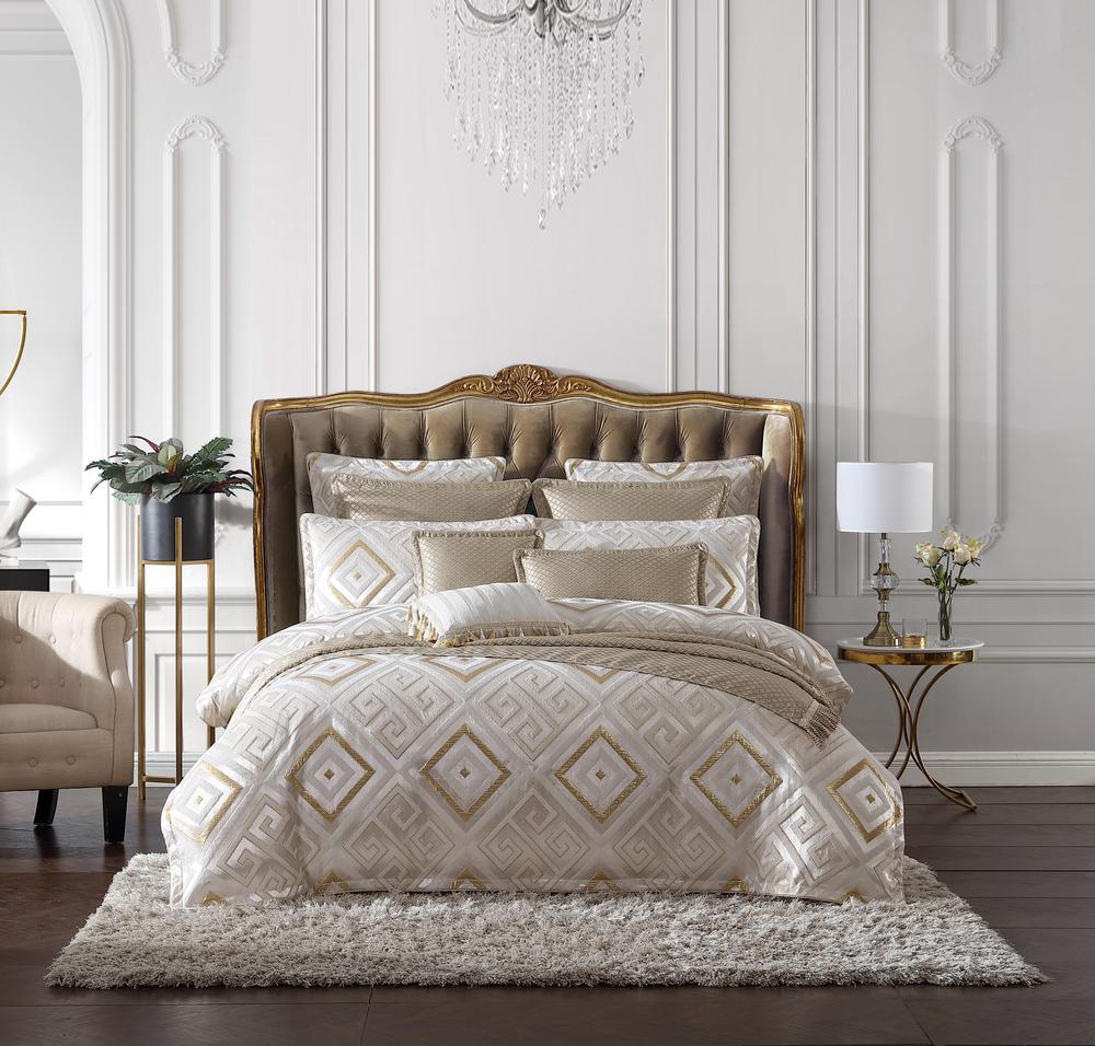 Davinci Santos Quilt Cover Set (Snow) Queen Buy online at The Nile