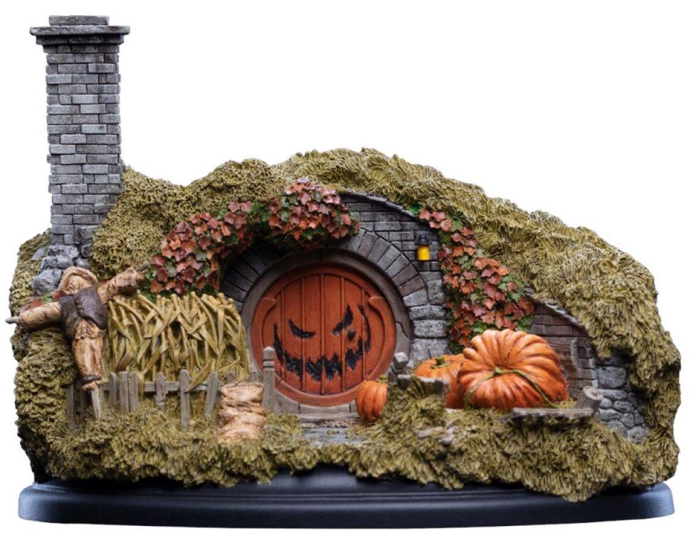 The Hobbit - #16 Hill Lane (Halloween Edition) Hobbit Hole Diorama, 9420024730195