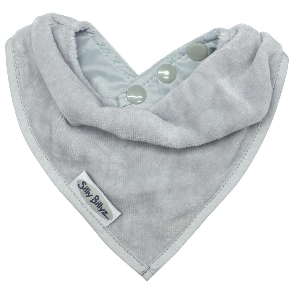 Silly Billyz Towel Bandana Bib (Silver) by Silly Billyz - ISBN: 9421018216220