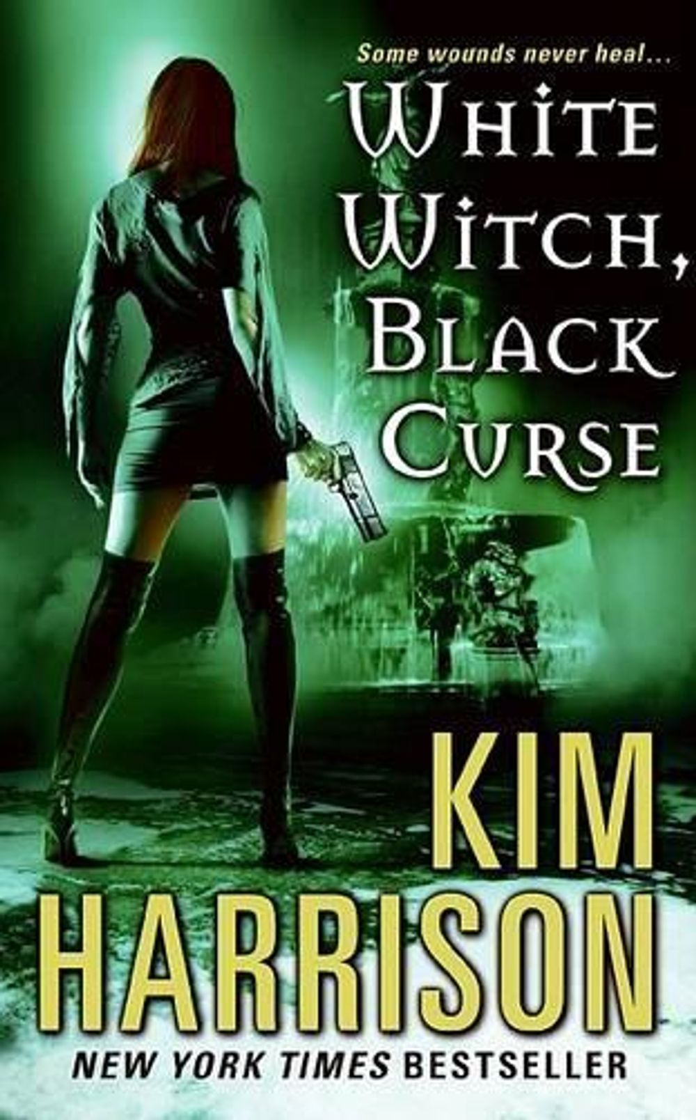 White Witch, Black Curse by Kim Harrison - ISBN: 9780061138027