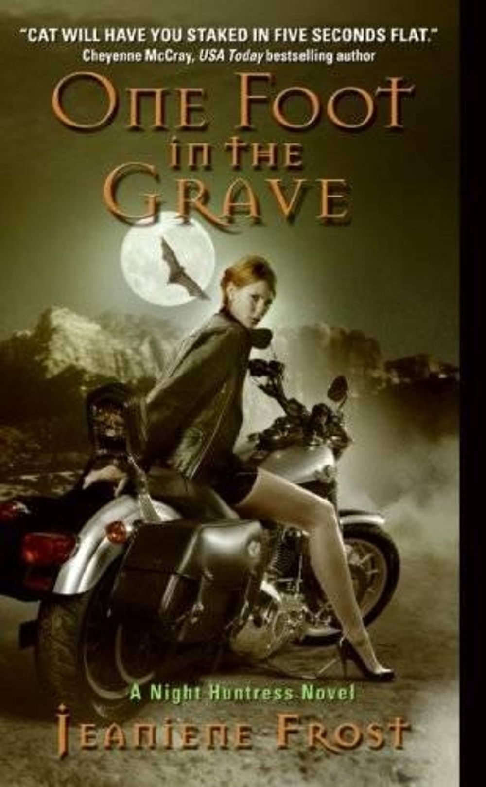 One Foot in the Grave by Jeaniene Frost - ISBN: 9780061245091