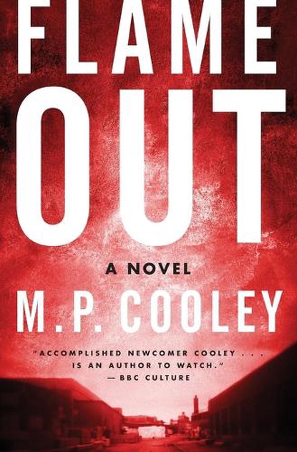 Flame Out by M.P. Cooley - ISBN: 9780062300744