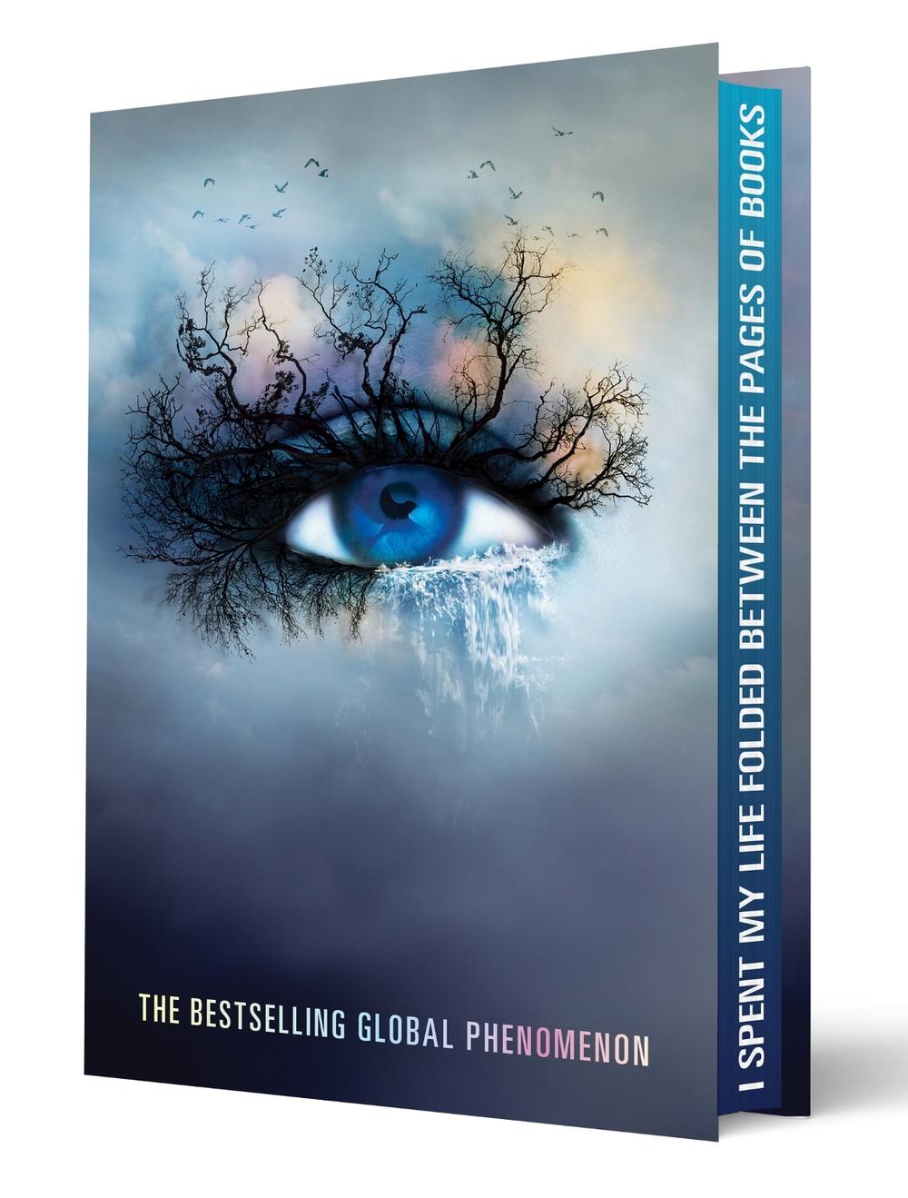 Shatter Me Collector's Deluxe Limited Edition, 9780063419407
