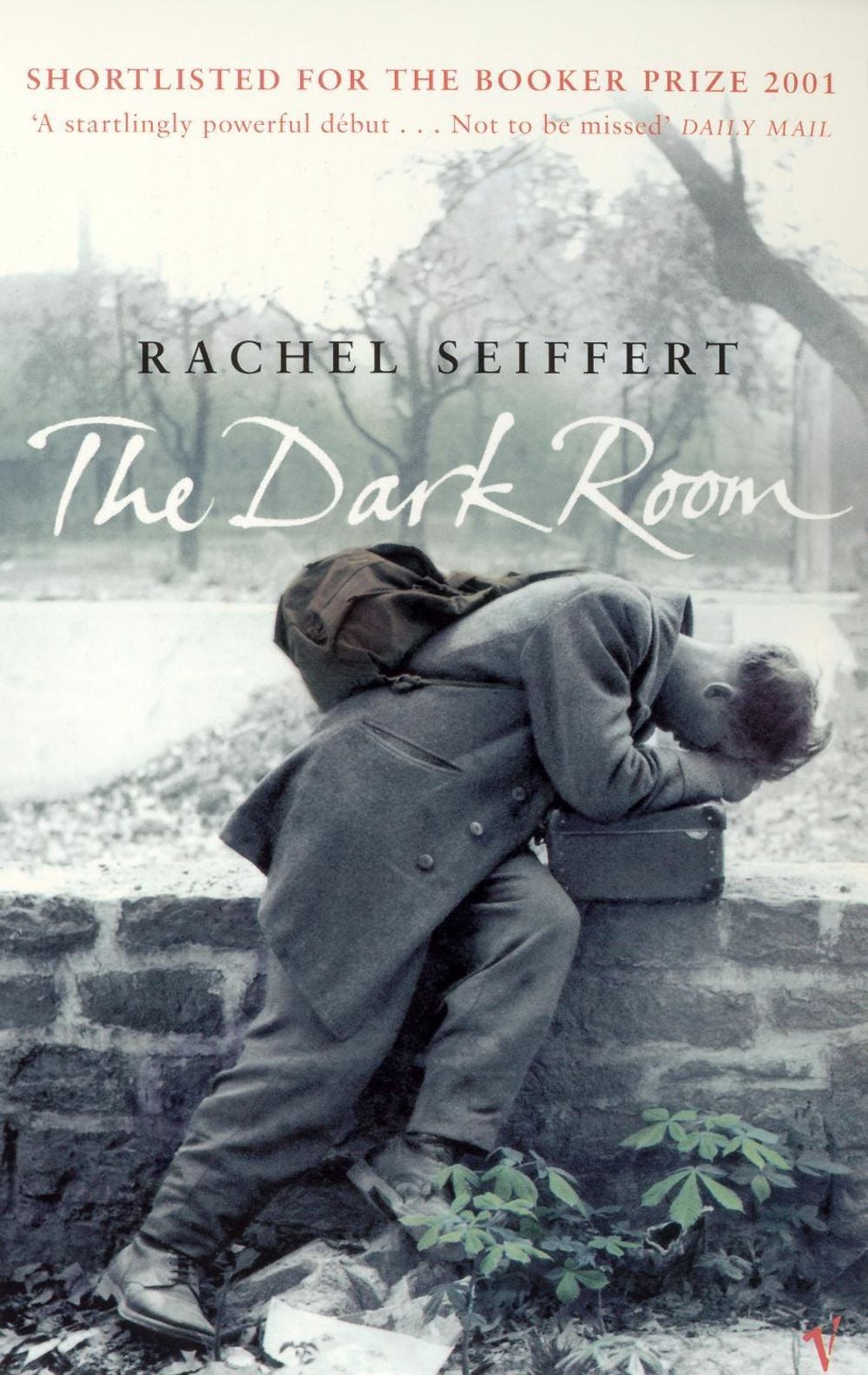 The Dark Room by Rachel Seiffert - ISBN: 9780099287179