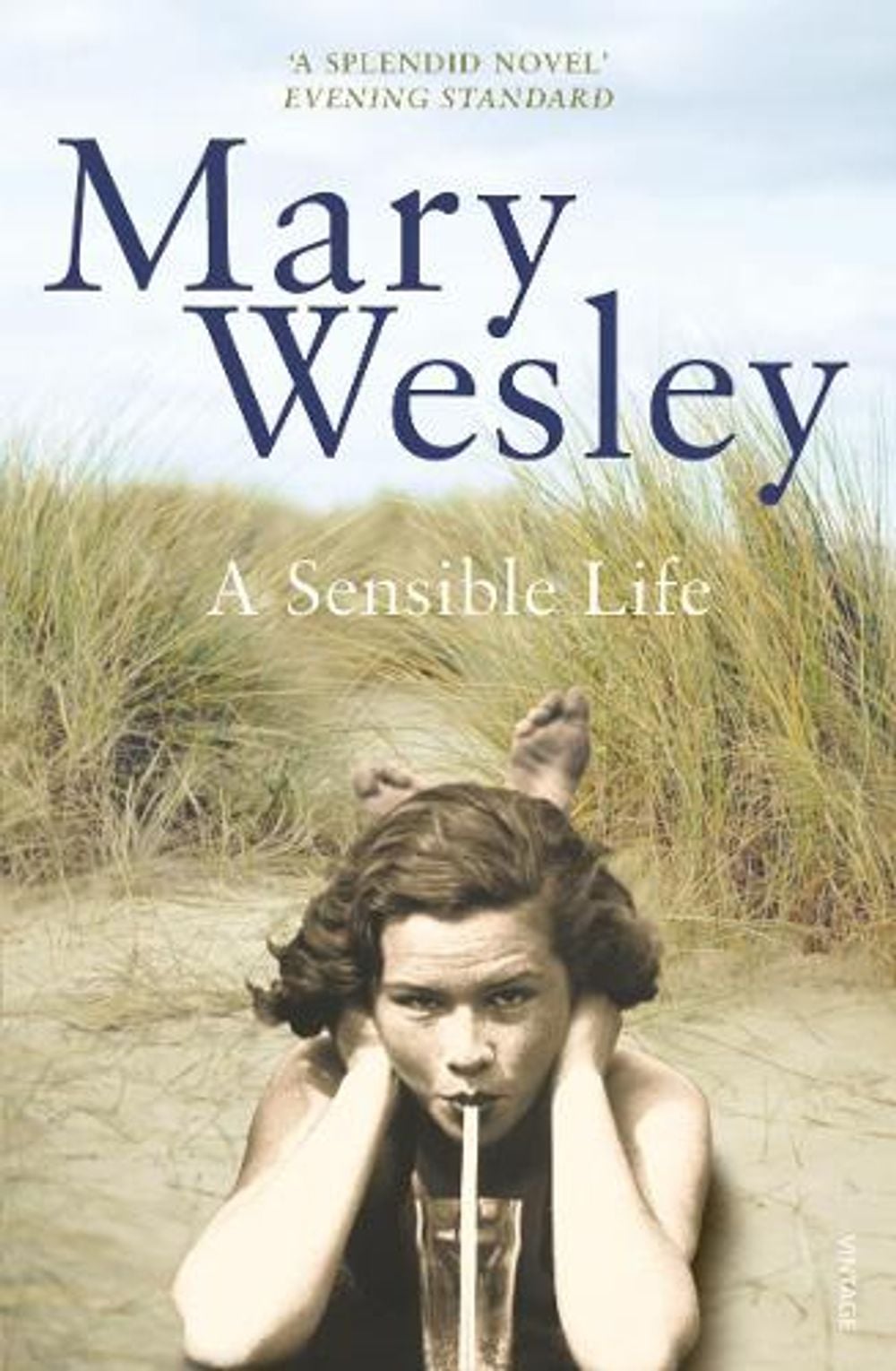 A Sensible Life by Mary Wesley - ISBN: 9780099499138