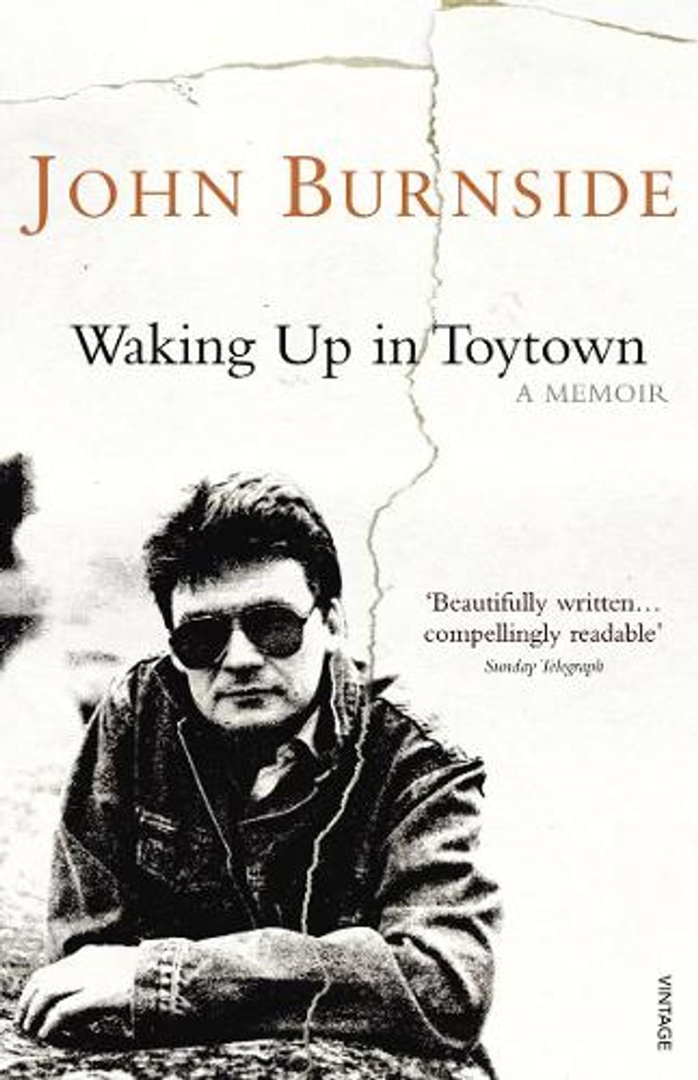 Waking Up in Toytown by John Burnside - ISBN: 9780099507833