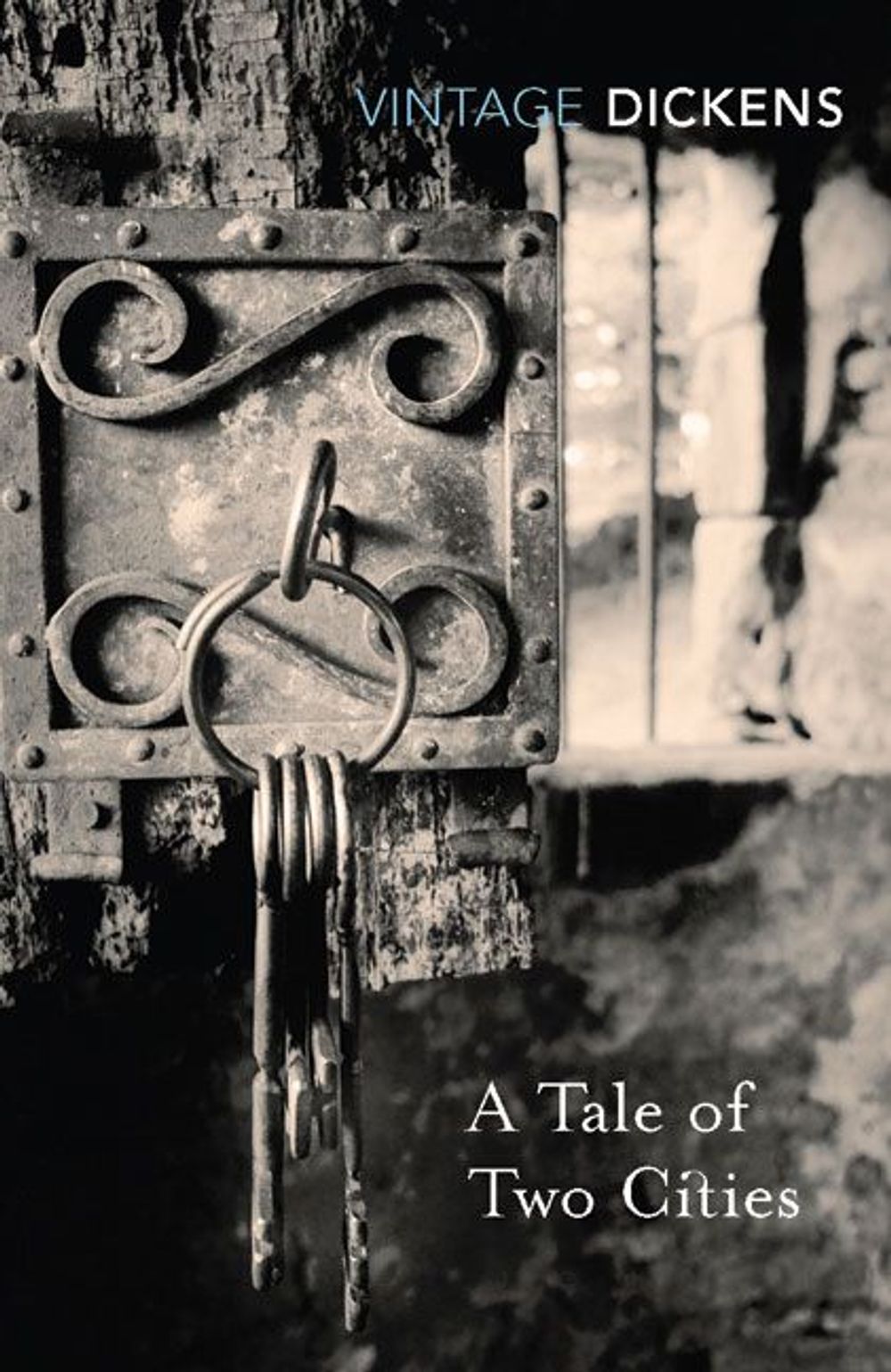 A Tale of Two Cities by Charles Dickens - ISBN: 9780099511854