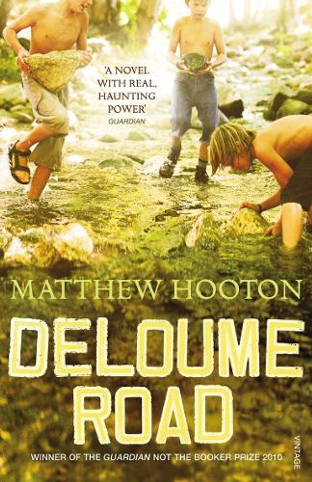 Deloume Road by Matthew Hooton - ISBN: 9780099535249