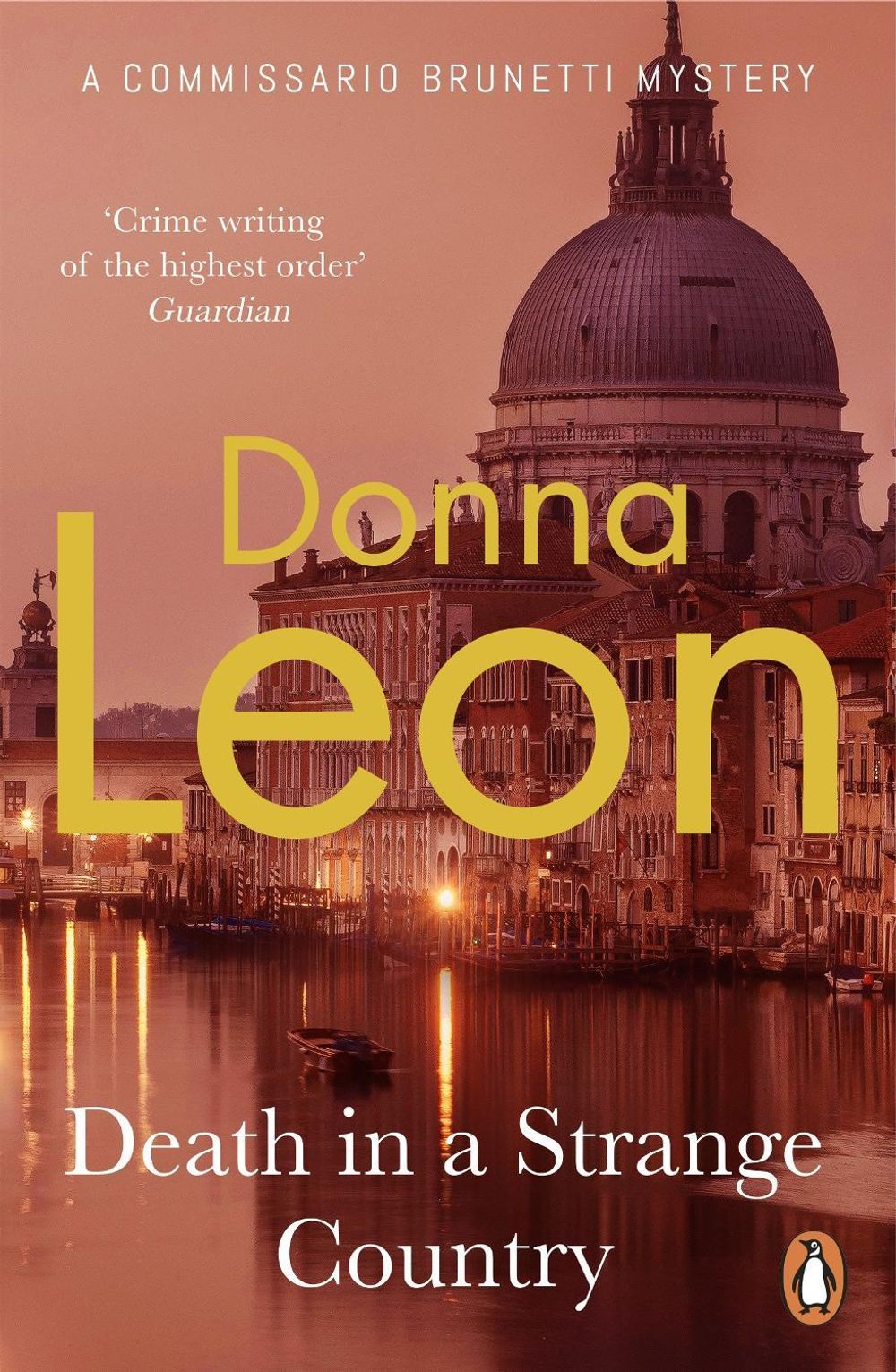 Death in a Strange Country by Donna Leon - ISBN: 9780099536598