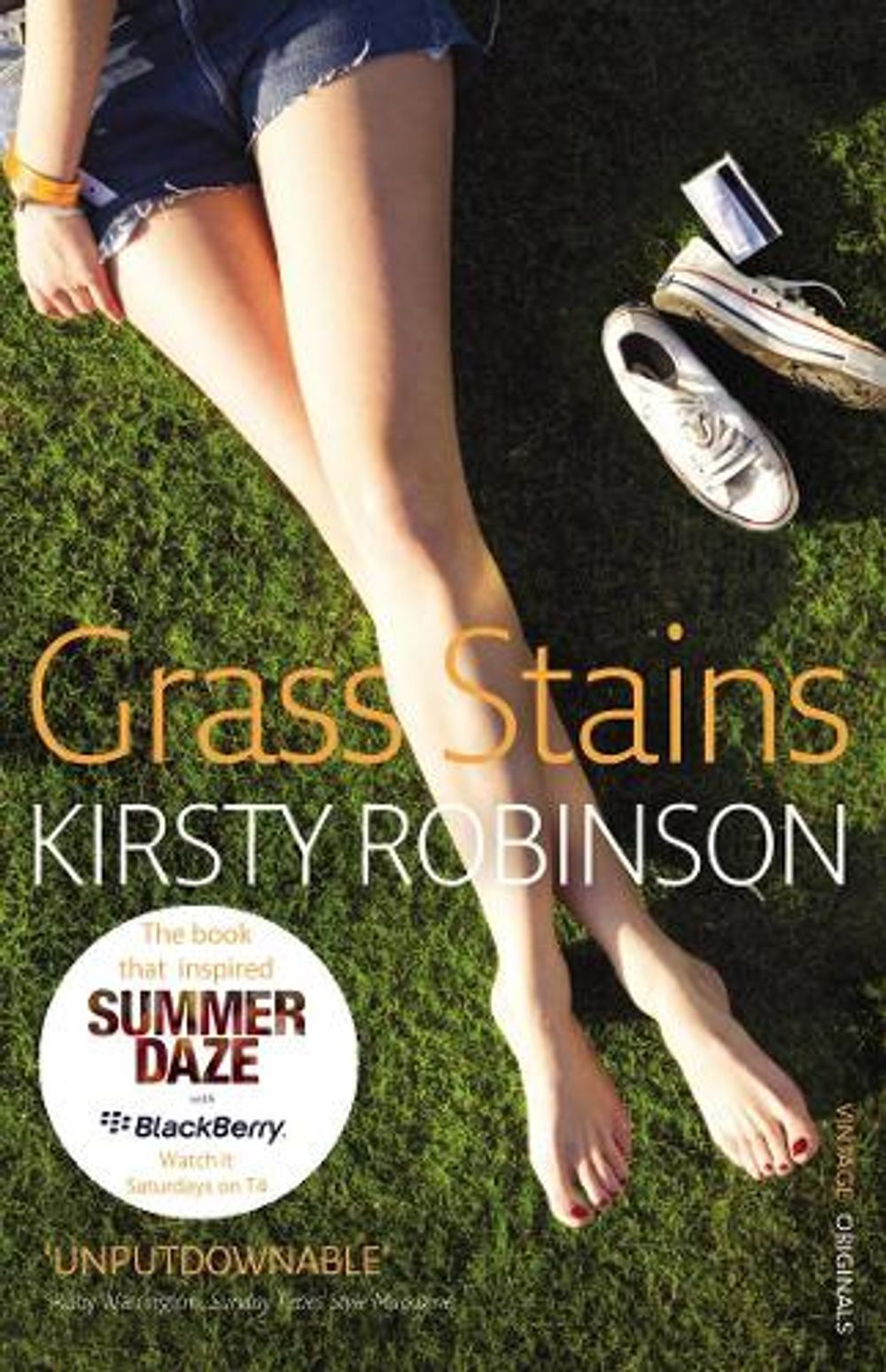 Grass Stains by Kirsty Robinson - ISBN: 9780099541196