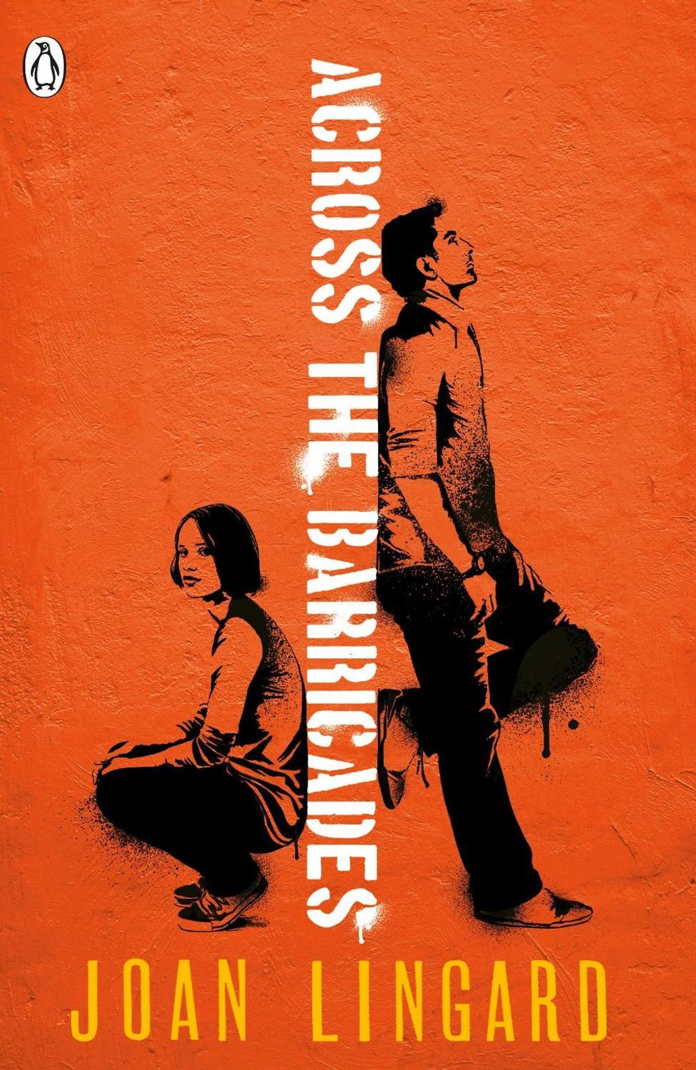 Across the Barricades by Joan Lingard - ISBN: 9780141368917