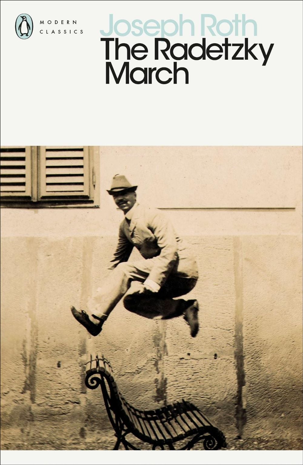 The Radetzky March by Joseph Roth - ISBN: 9780141393421