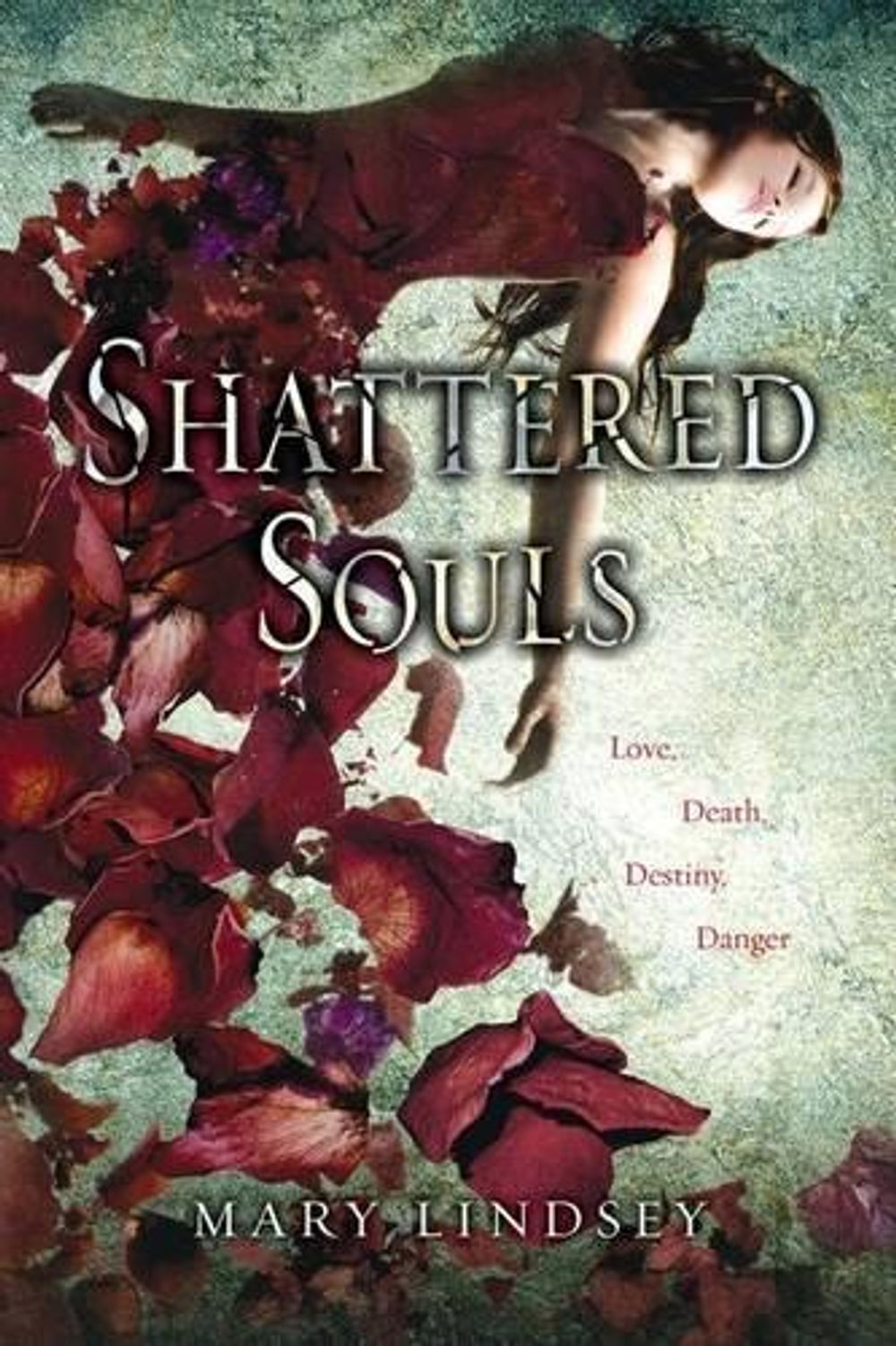 Shattered Souls by Mary Lindsey - ISBN: 9780142421901