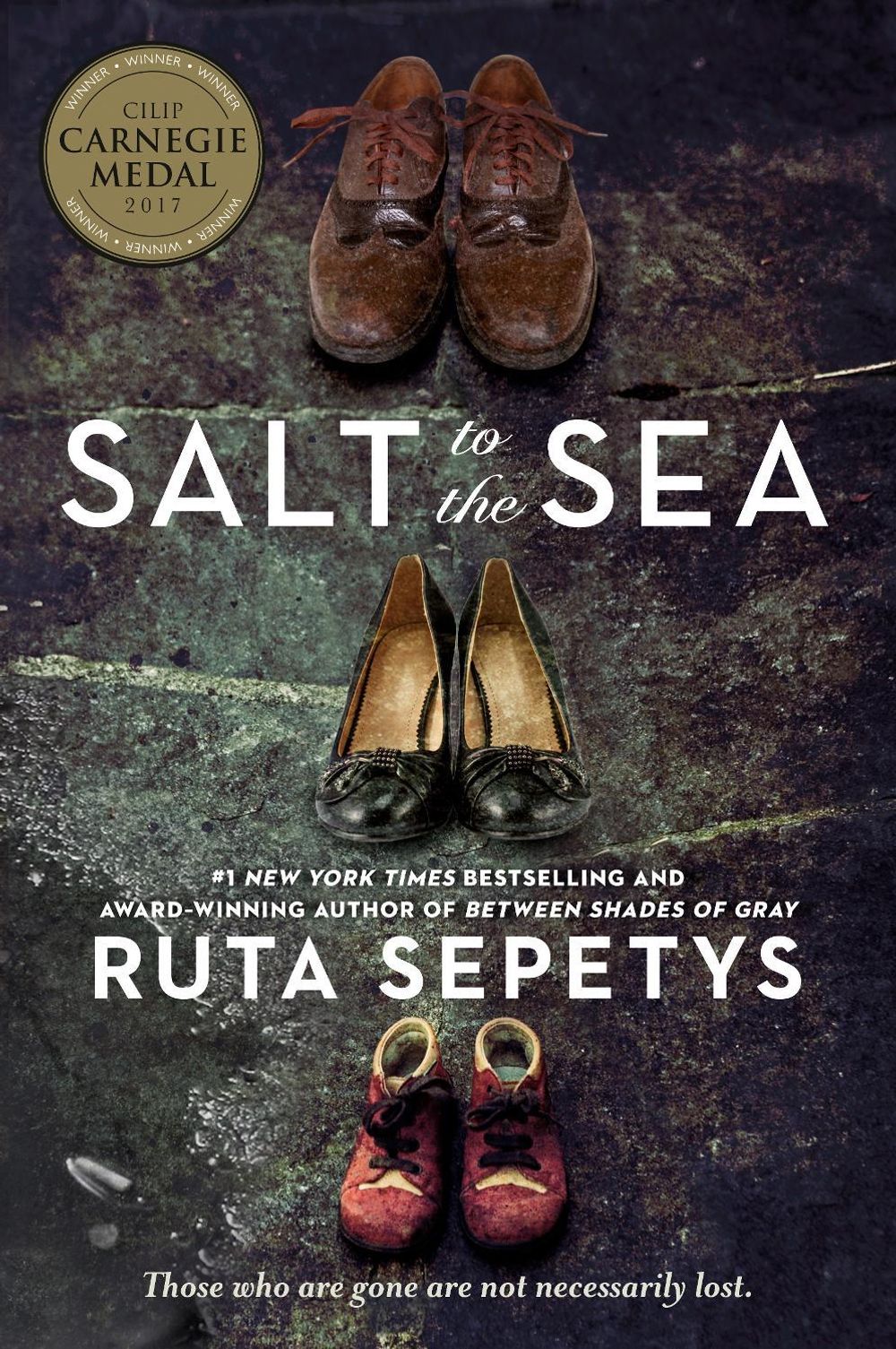 Salt to the Sea by Ruta Sepetys - ISBN: 9780142423622