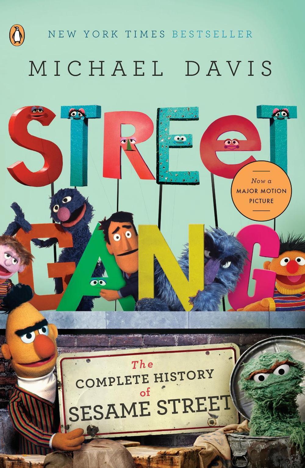 Street Gang by Michael Davis - ISBN: 9780143116639