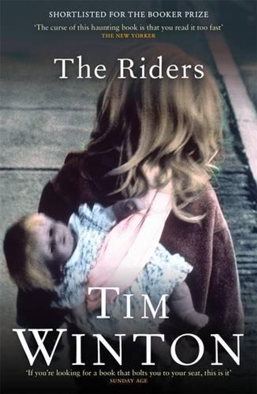 The Riders by Tim Winton - ISBN: 9780143568803