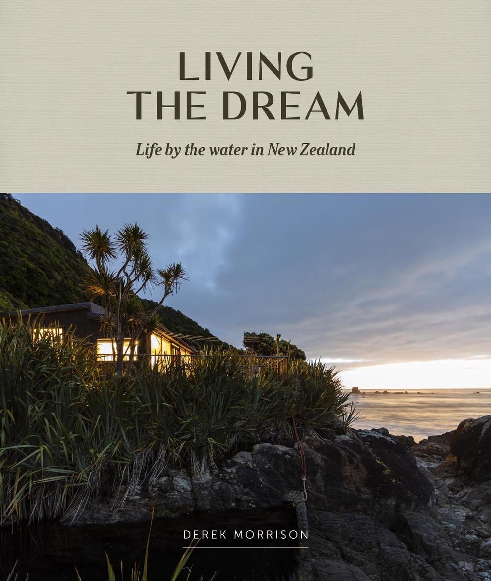 Living the Dream by Derek Morrison - ISBN: 9780143774723