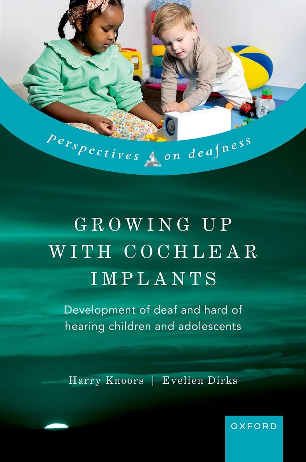 Growing Up with Cochlear Implants, 9780198974574