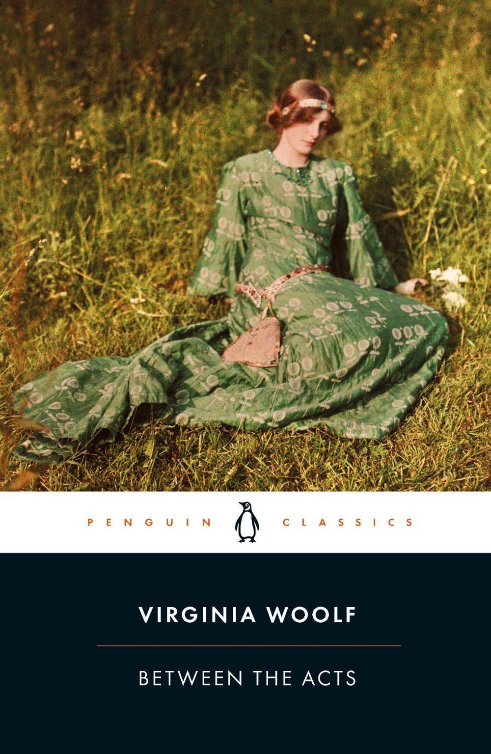 Between the Acts by Virginia Woolf - ISBN: 9780241372500