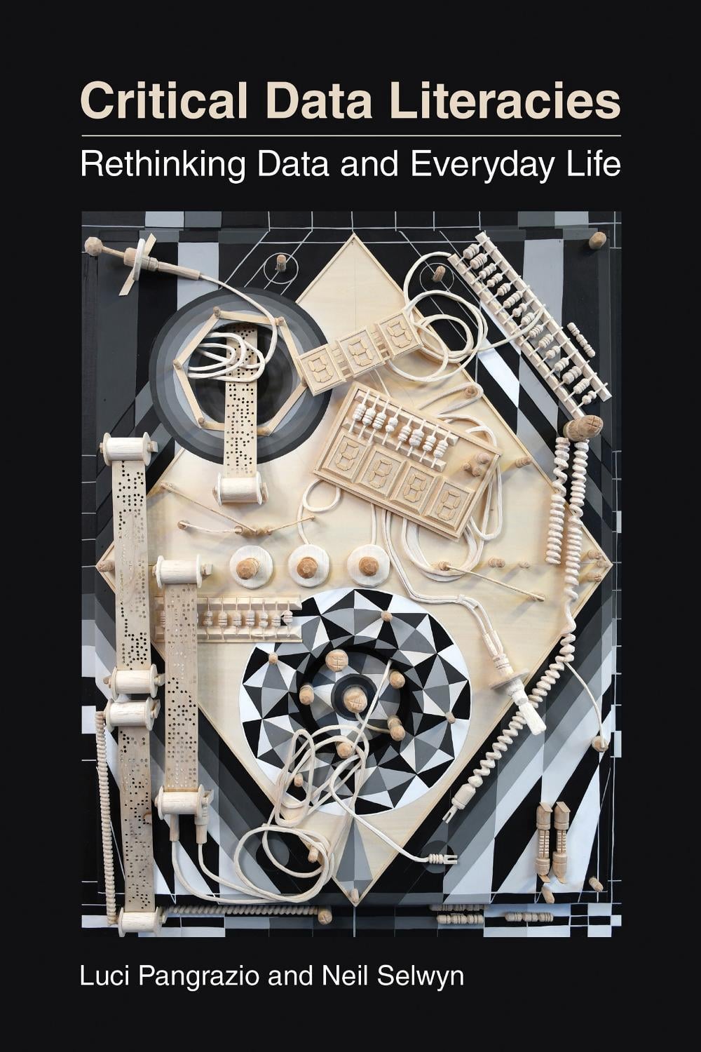 Critical Data Literacies by Luci Pangrazio - ISBN: 9780262546829