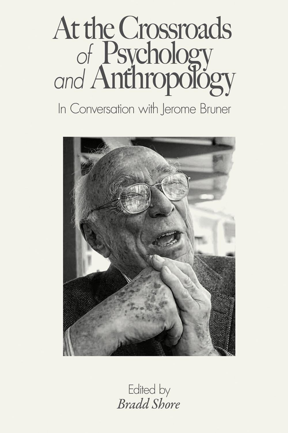 At the Crossroads of Psychology and Anthropology by Bradd Shore - ISBN: 9780262551045