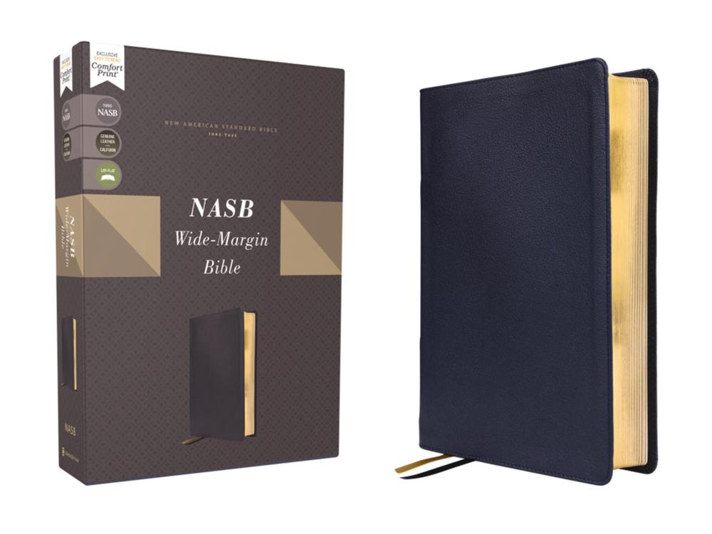 NASB, Wide Margin Bible, Genuine Leather, Calfskin, Navy, Red Letter, 1995 Text, Comfort Print, 9780310461104