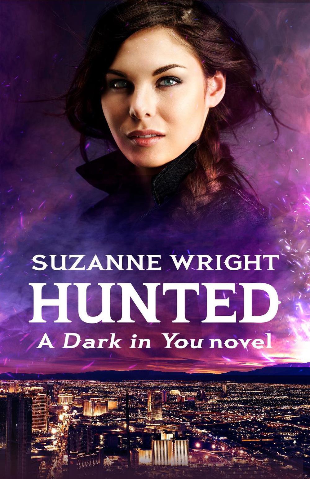 Hunted by Suzanne Wright - ISBN: 9780349428499