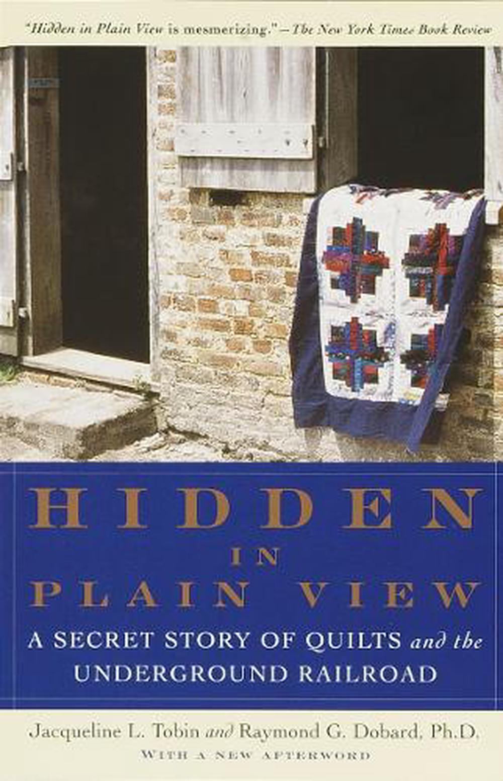 Hidden in Plain View by Jacqueline L. Tobin - ISBN: 9780385497671