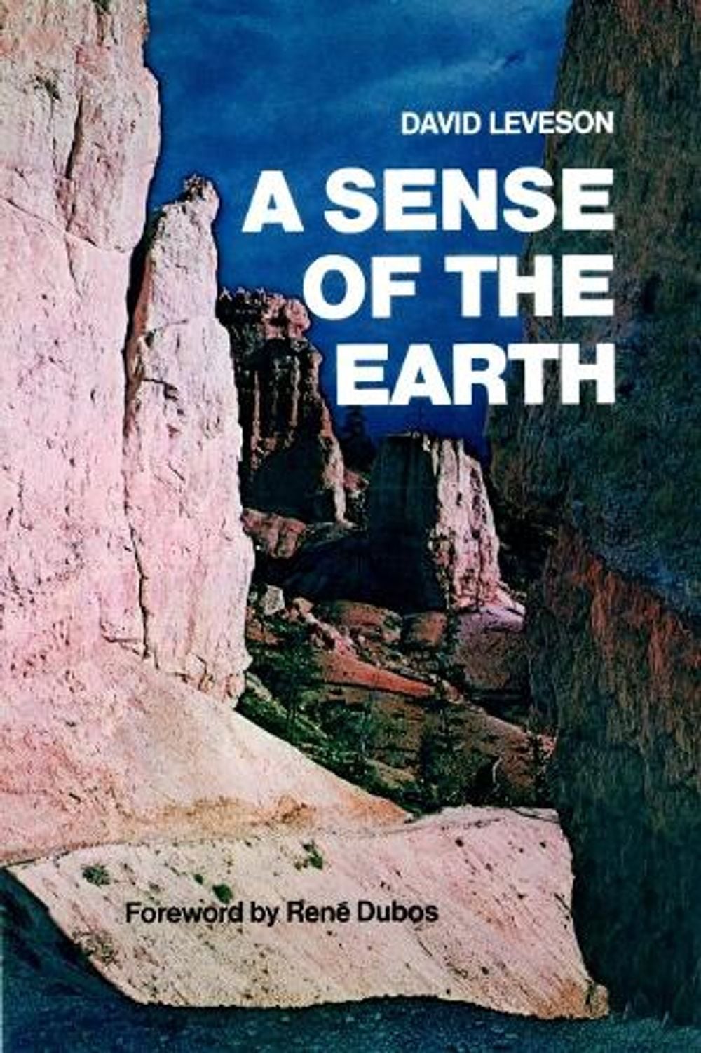 A Sense of the Earth by David Leveson - ISBN: 9780385514897