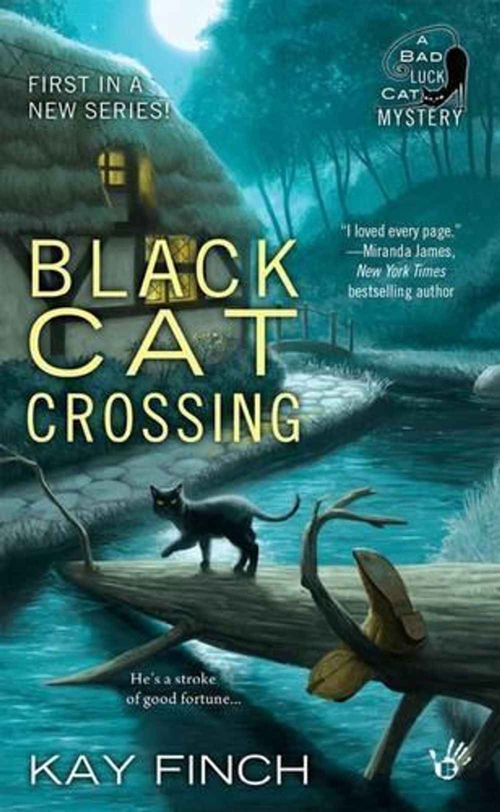 Black Cat Crossing by Kay Finch - ISBN: 9780425275245