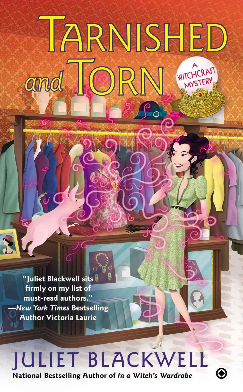 Tarnished and Torn by Juliet Blackwell - ISBN: 9780451240095