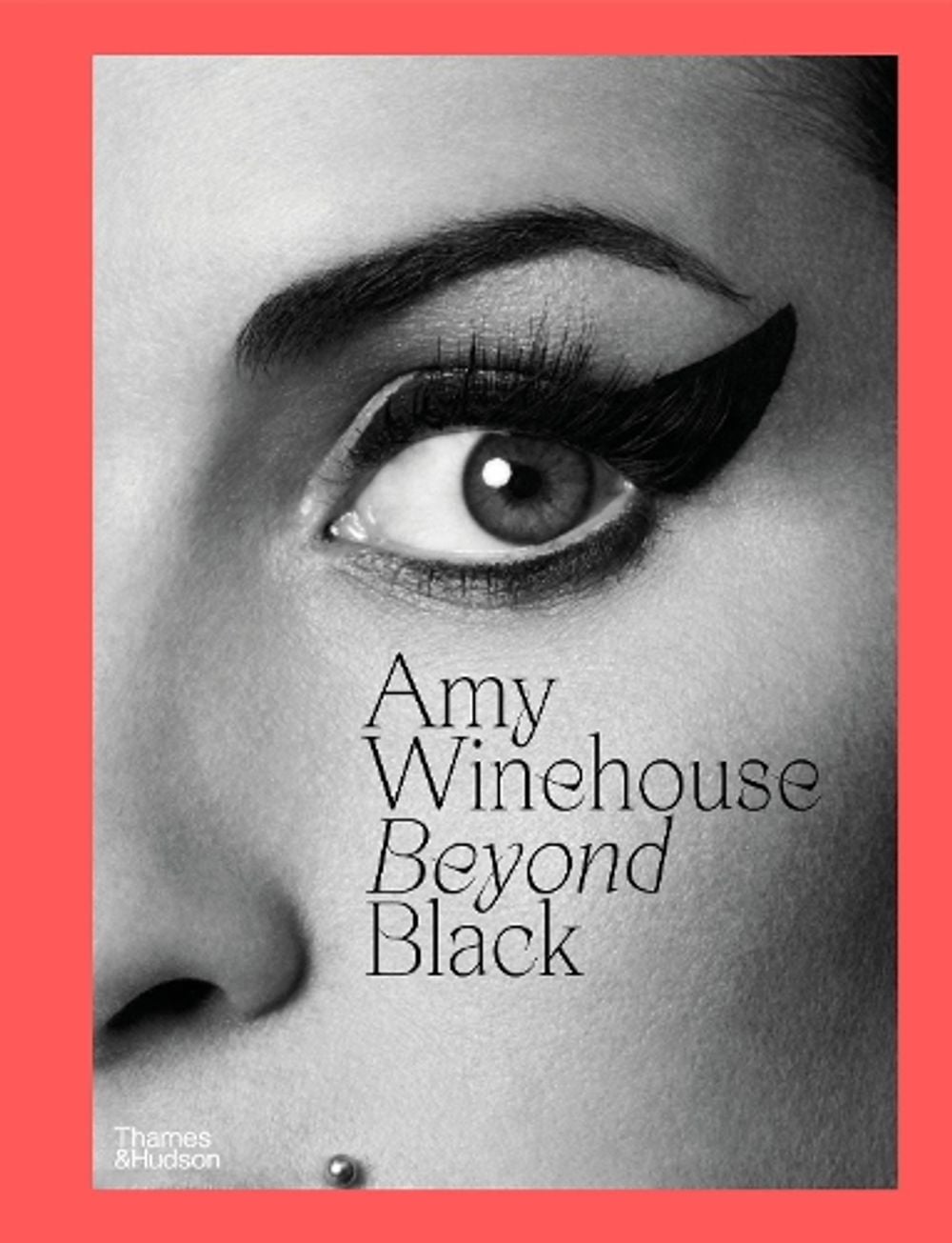 Amy Winehouse: Beyond Black by Naomi Parry - ISBN: 9780500024287