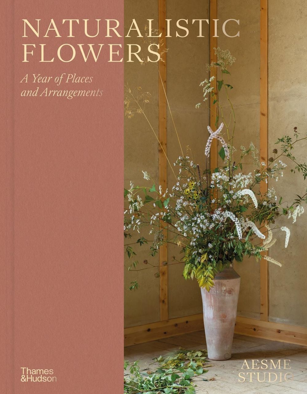 Naturalistic Flowers by AESME Studio - ISBN: 9780500027622