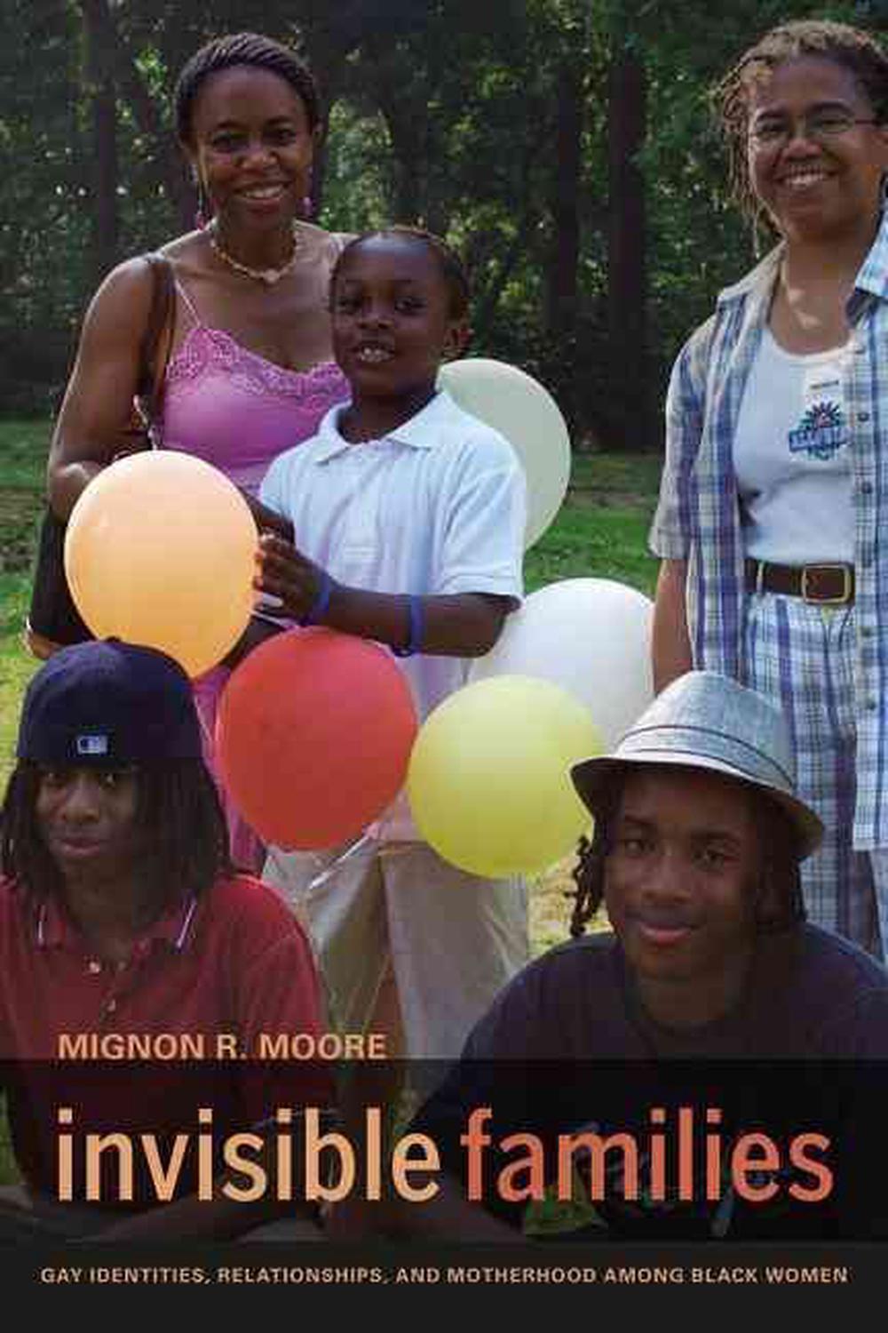 Invisible Families, 9780520269521