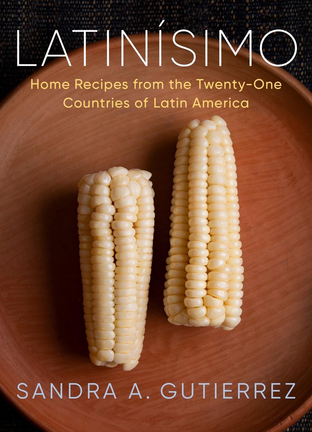 Latinísimo by Sandra A. Gutierrez - ISBN: 9780525659259