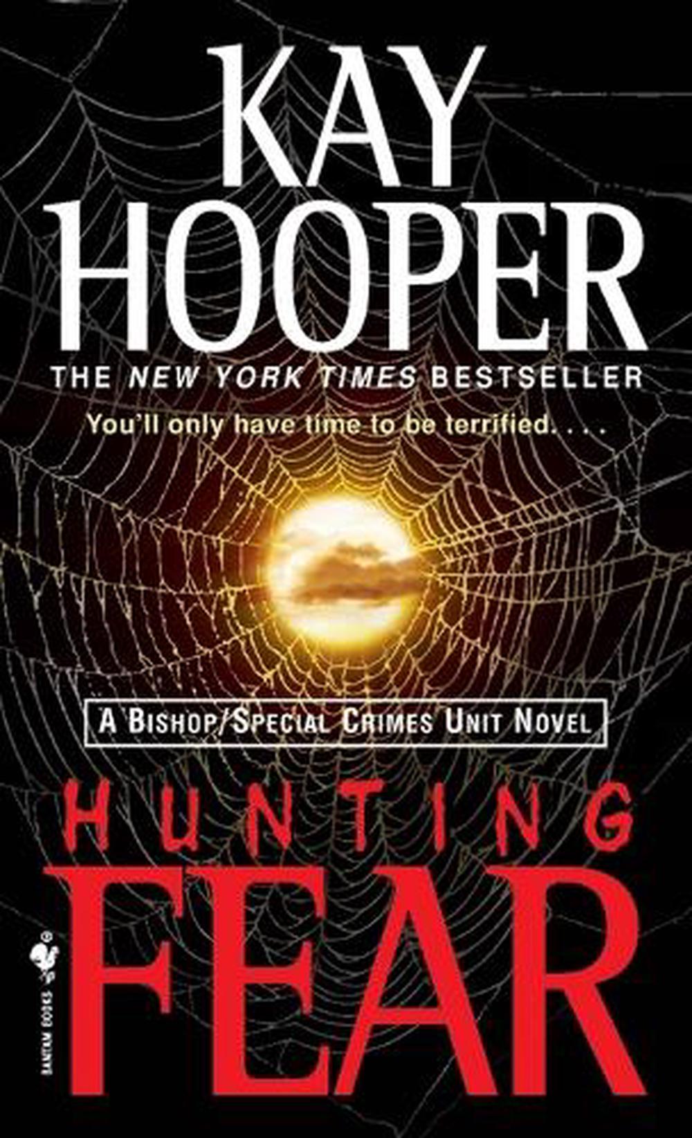 Hunting Fear by Kay Hooper - ISBN: 9780553585988