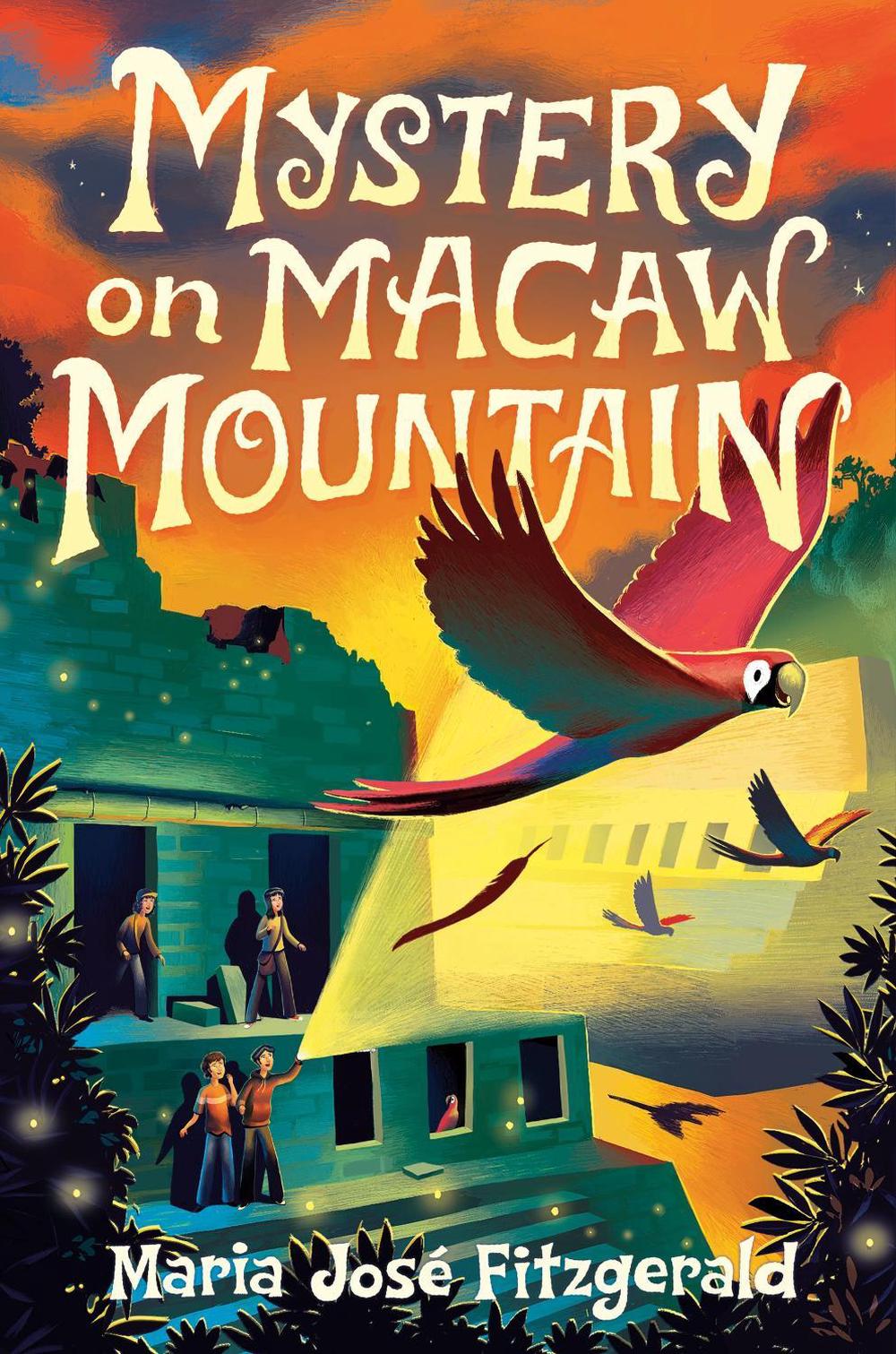 Mystery on Macaw Mountain by María José Fitzgerald - ISBN: 9780593488744