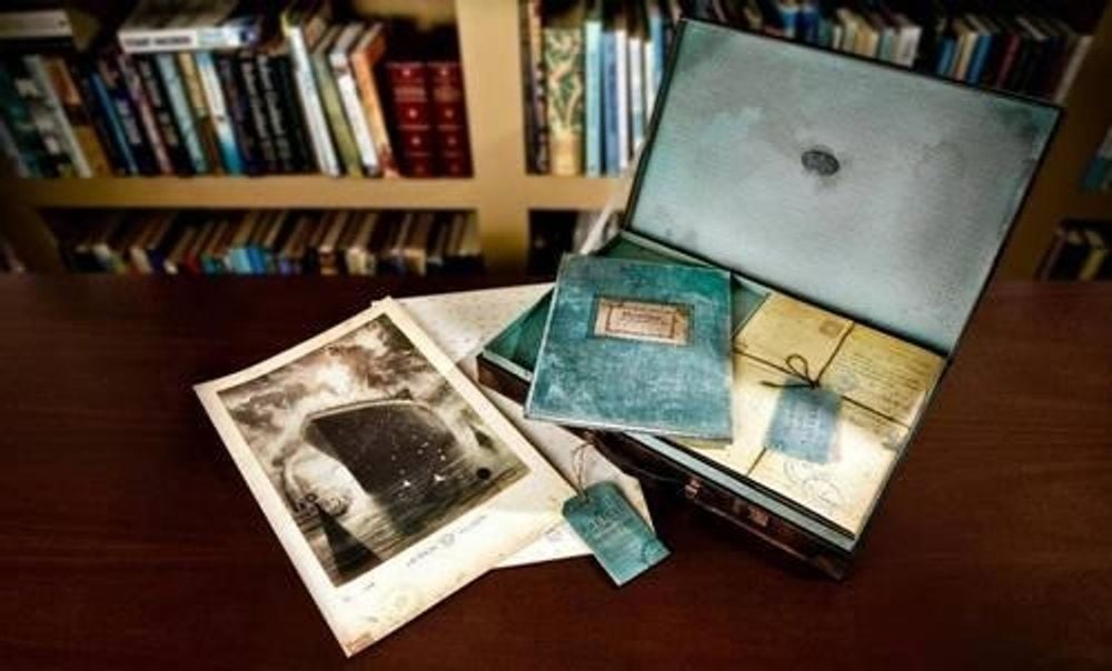 The Arrival and Sketch Book by Shaun Tan - ISBN: 9780734411471