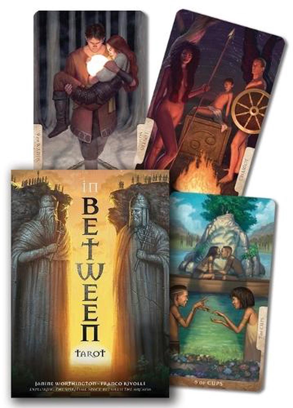 In Between Tarot Kit, 9780738763521