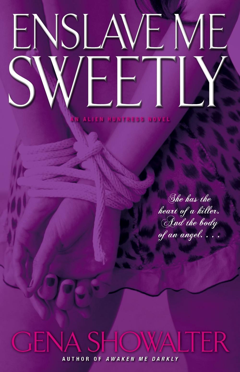 Enslave Me Sweetly by Gena Showalter - ISBN: 9780743497503
