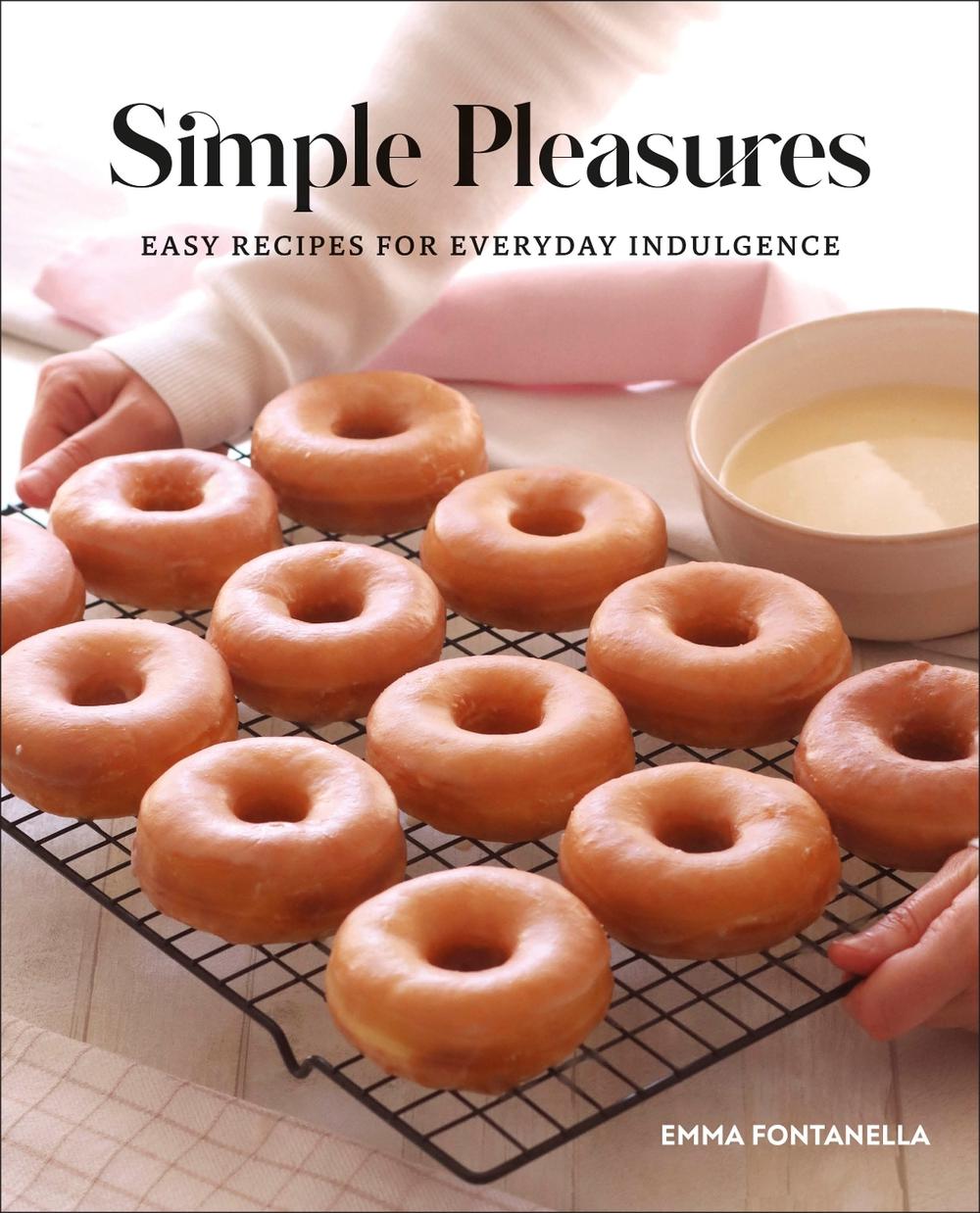 Simple Pleasures by Emma Fontanella - ISBN: 9780744066197