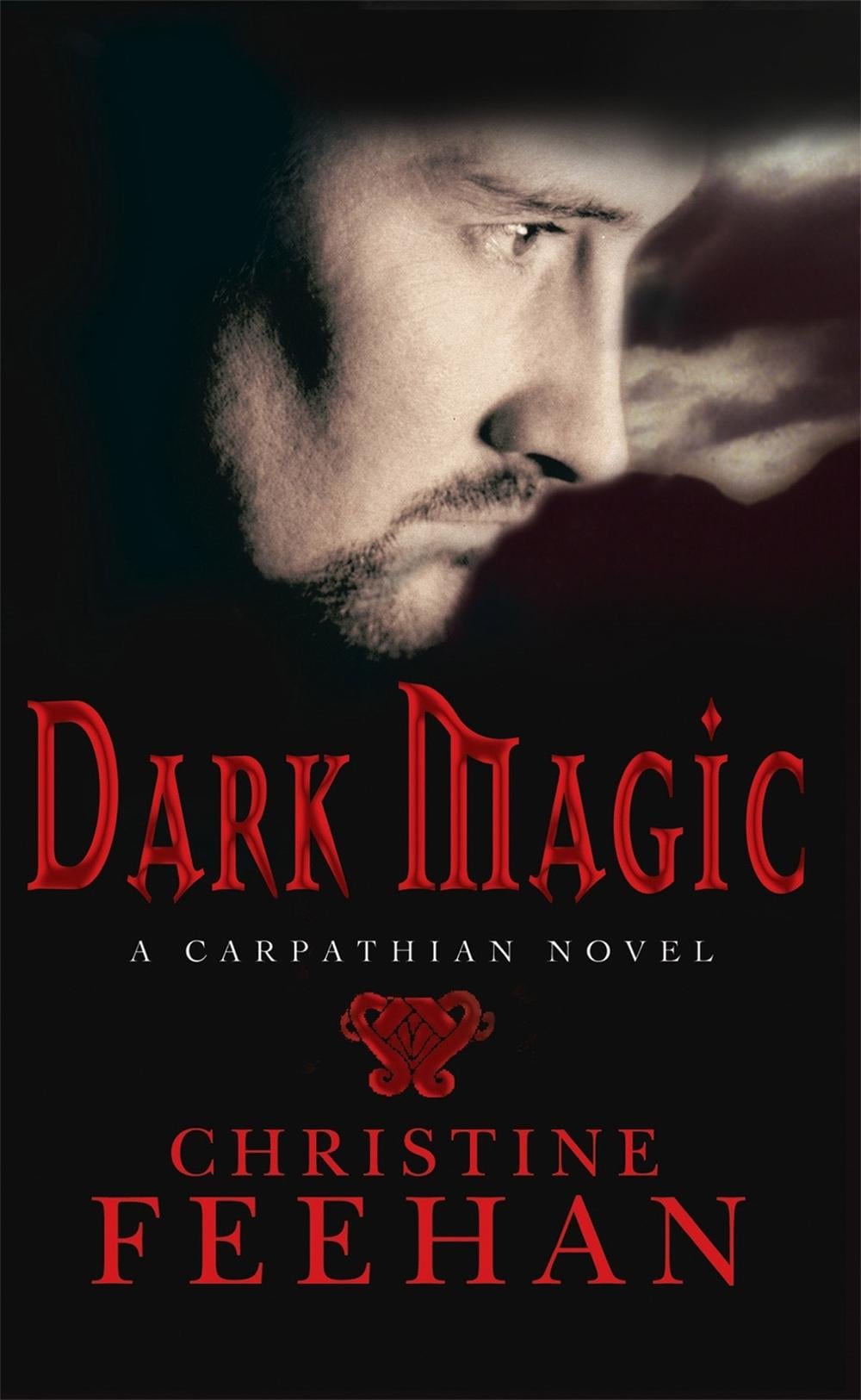 Dark Magic by Christine Feehan - ISBN: 9780749937614