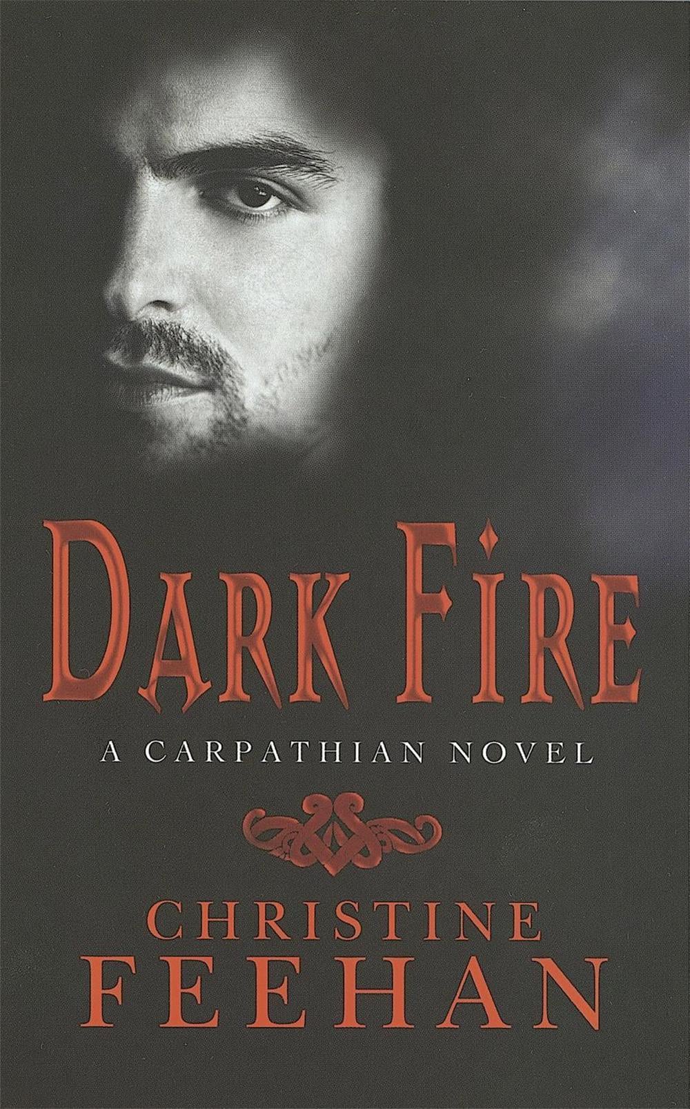 Dark Fire by Christine Feehan - ISBN: 9780749937843
